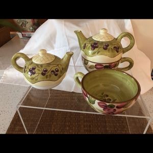 Tracy Porter Teapot and Cup for One - set of two